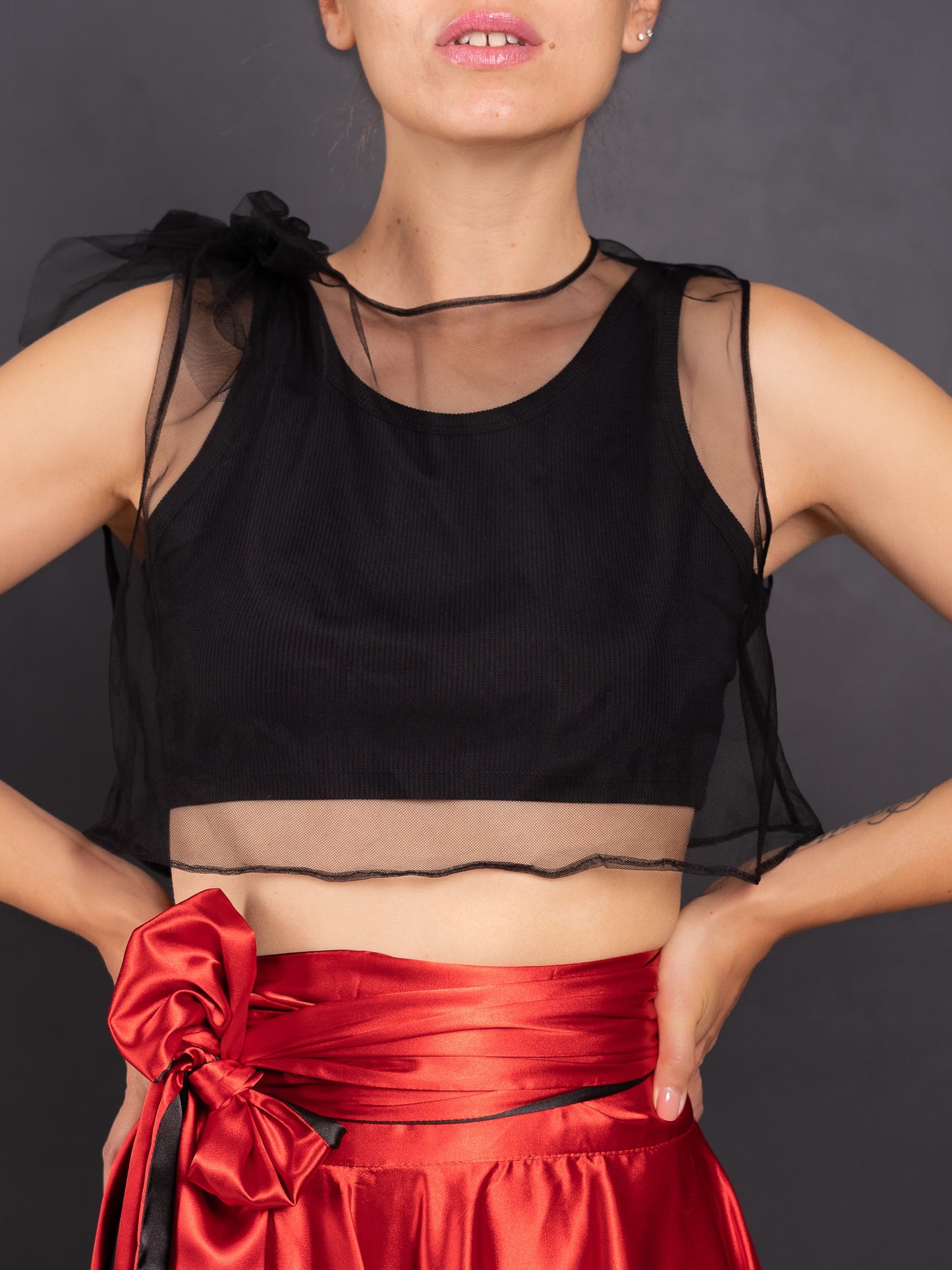 Loose Fit Net Crop Top